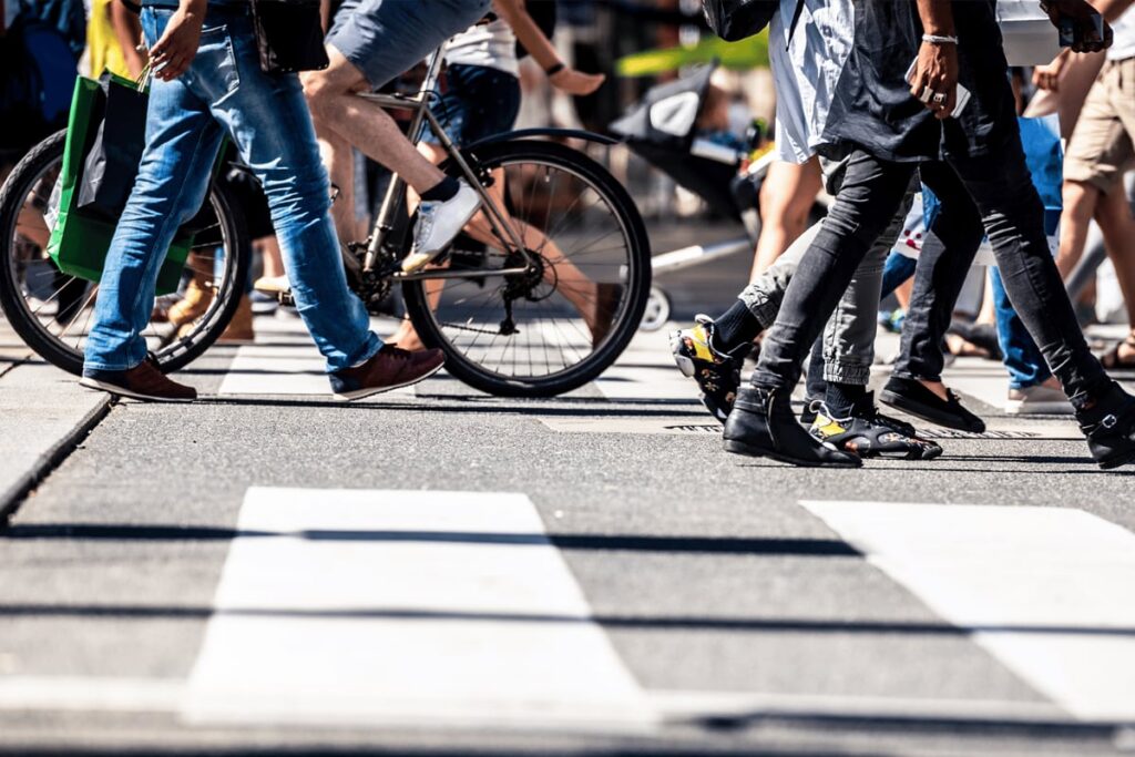 Howie Sacks and Henry / Expertise / Bike and Pedestrian Accidents